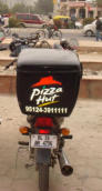 pizza-hut-dilivery-bike-india